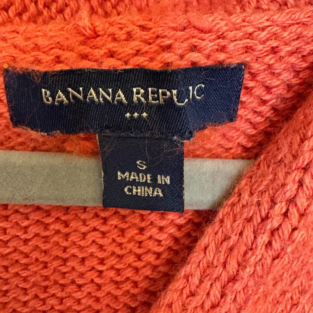 Banana Republic Coral Pink Cable Knit Sweater Hooded Preppy Cabincore Small